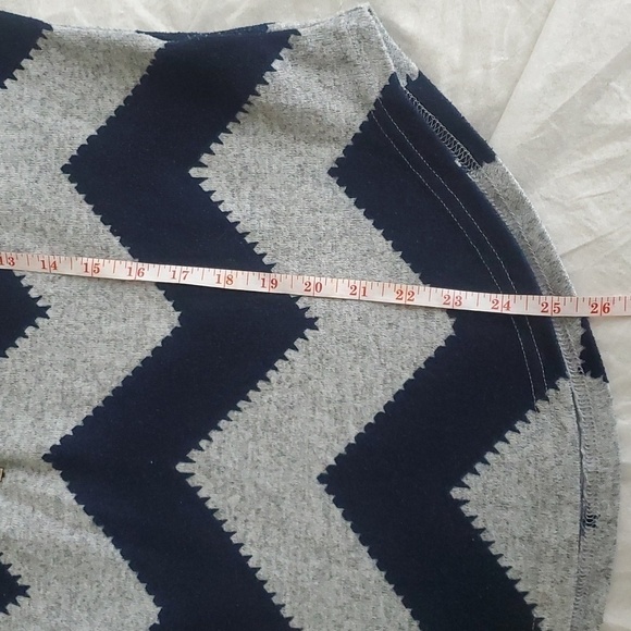 Suzy Shier Dolman Sleeve Sweater Top Chevron Pattern Size Small - Picture 7 of 10